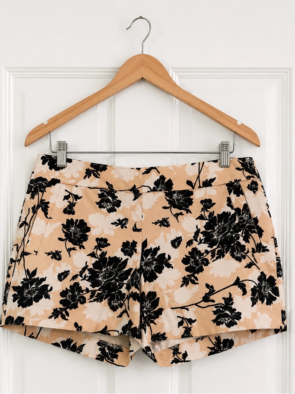 J.Crew Factory Floral Shorts Women Size 8 Beige Black Tailored Dress Shorts